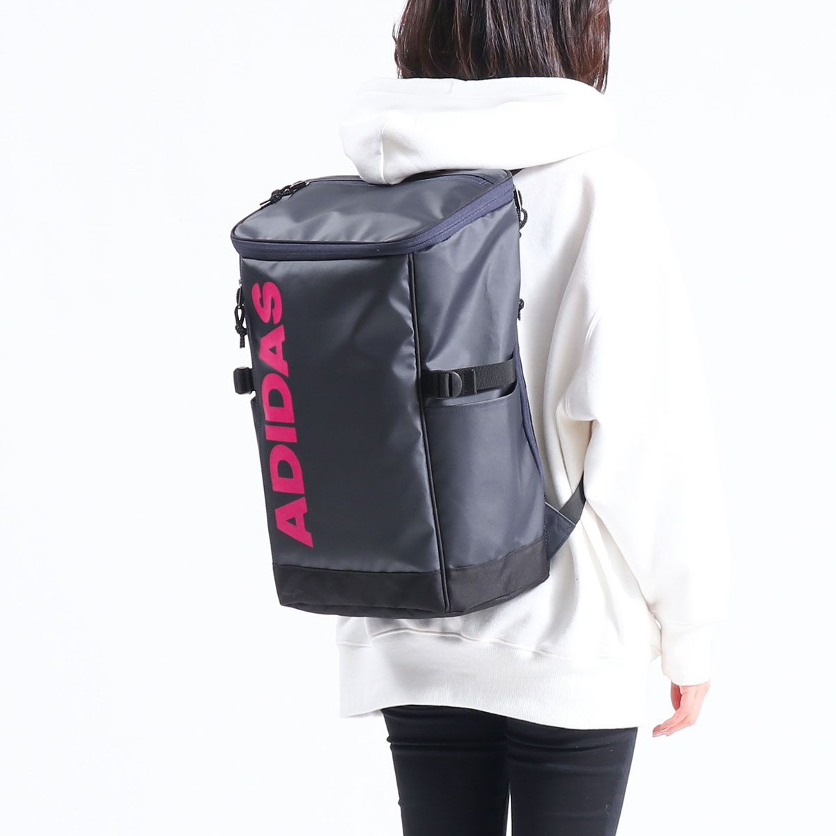 セール30 Off Adidas アディダス バックパック 25l 正規販売店 カバン 小物の専門店のギャレリアモール