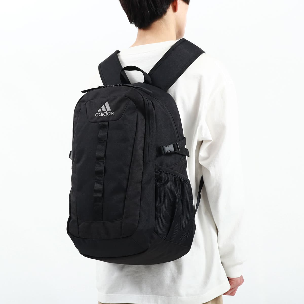 adidas／アディダス リュックサック　新品　25リットル