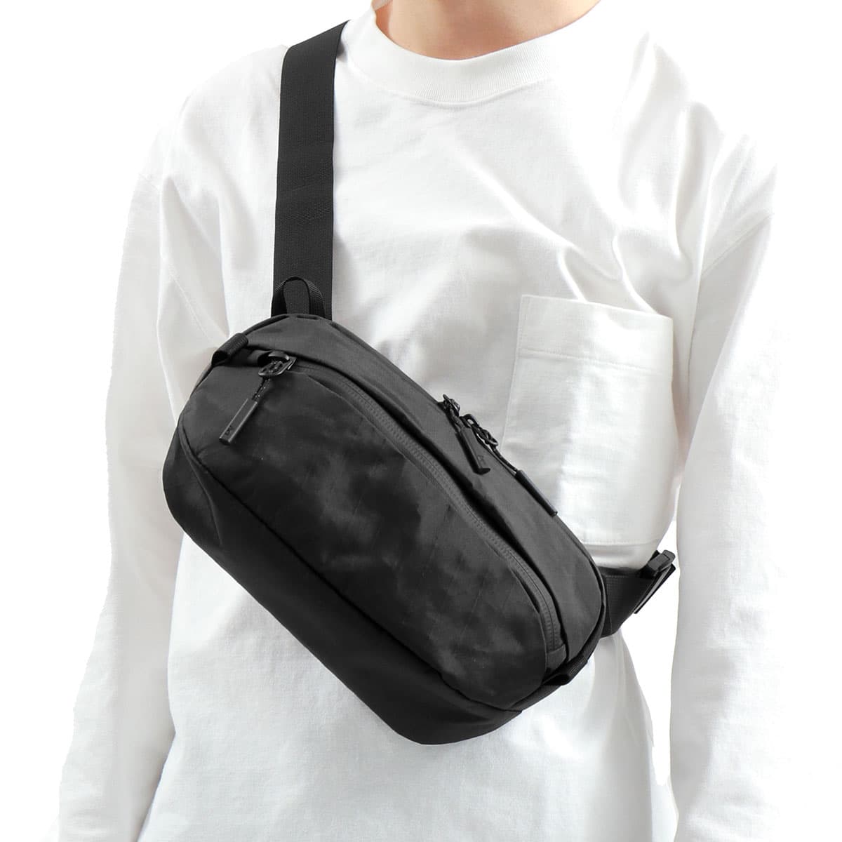 Aer エアー Travel Collection Day Sling 3 X-PAC ボディバッグ 3L