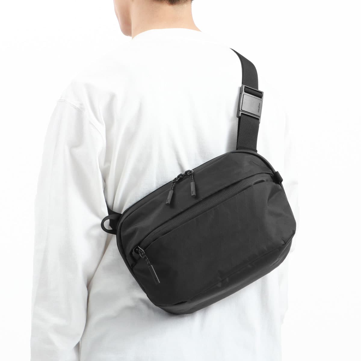 Aer エアー Travel Collection Day Sling 3 Max X-PAC ボディバッグ 6L