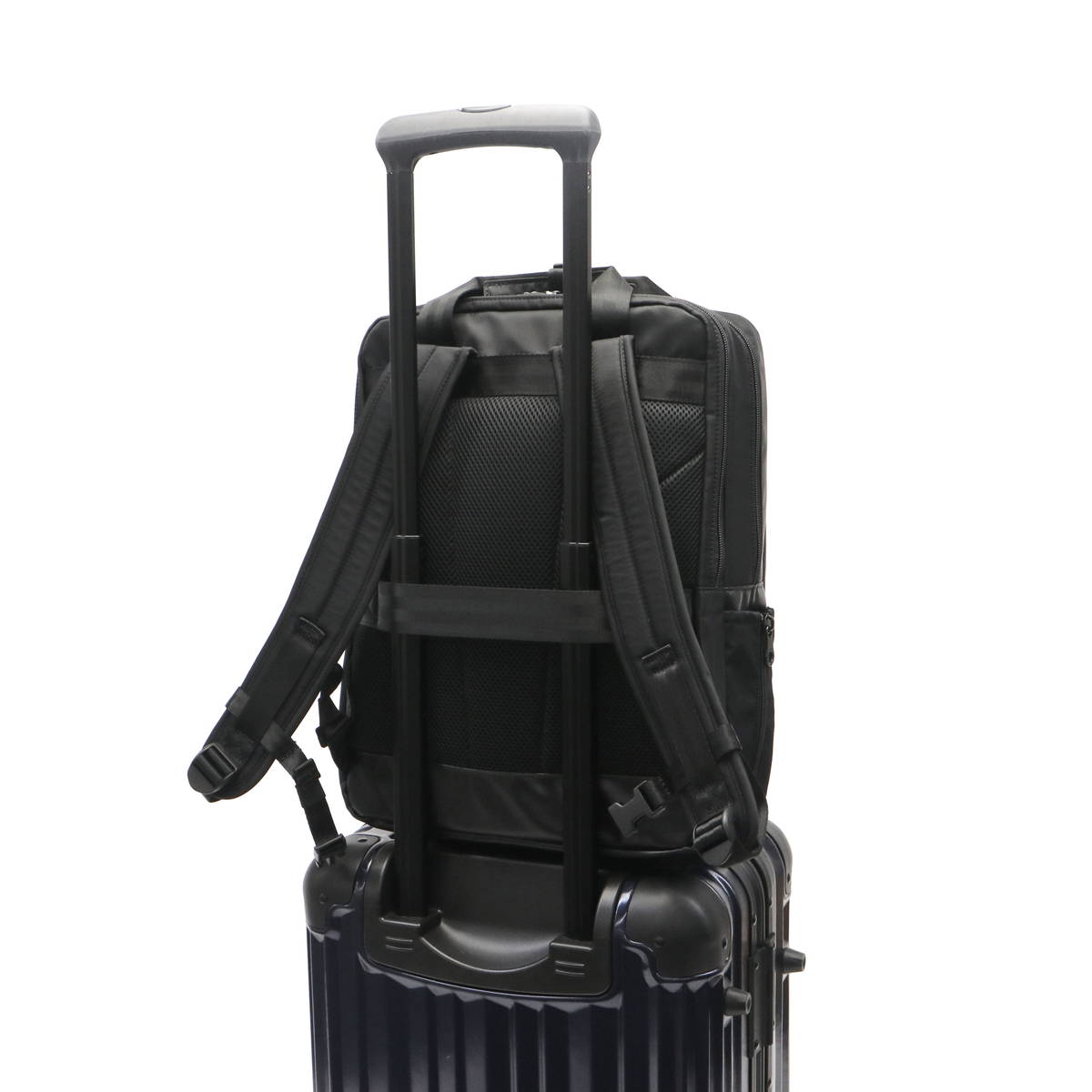 正規品1年保証】BERMAS バーマス BIAS LITE 2本手リュックM ビジネス