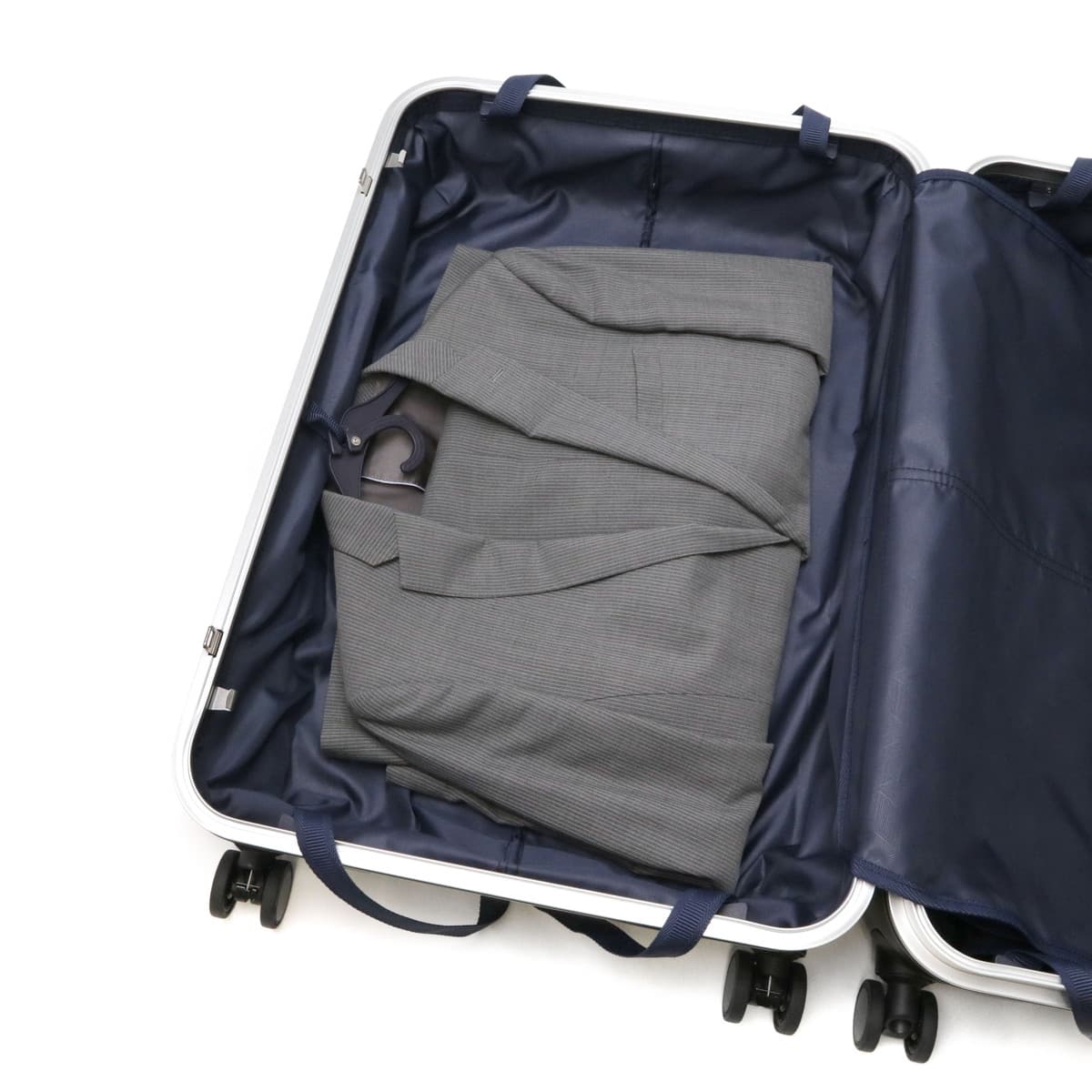 正規品1年保証】BERMAS バーマス HERITAGE2 スーツケース 88L 60534 