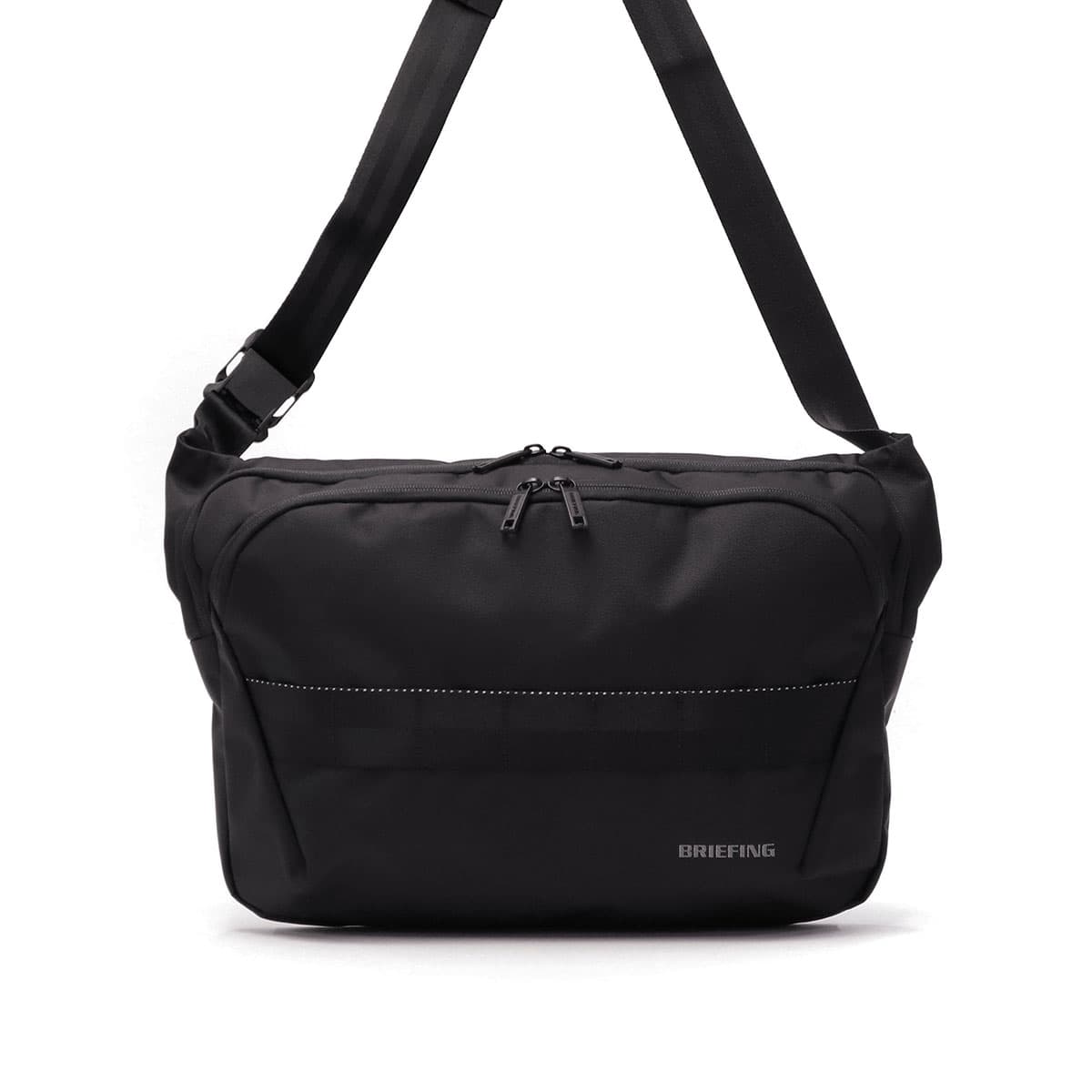 BRIEFING PG SACOCHE 黒 美品 BRA211L12 BLK × BRIEFING 