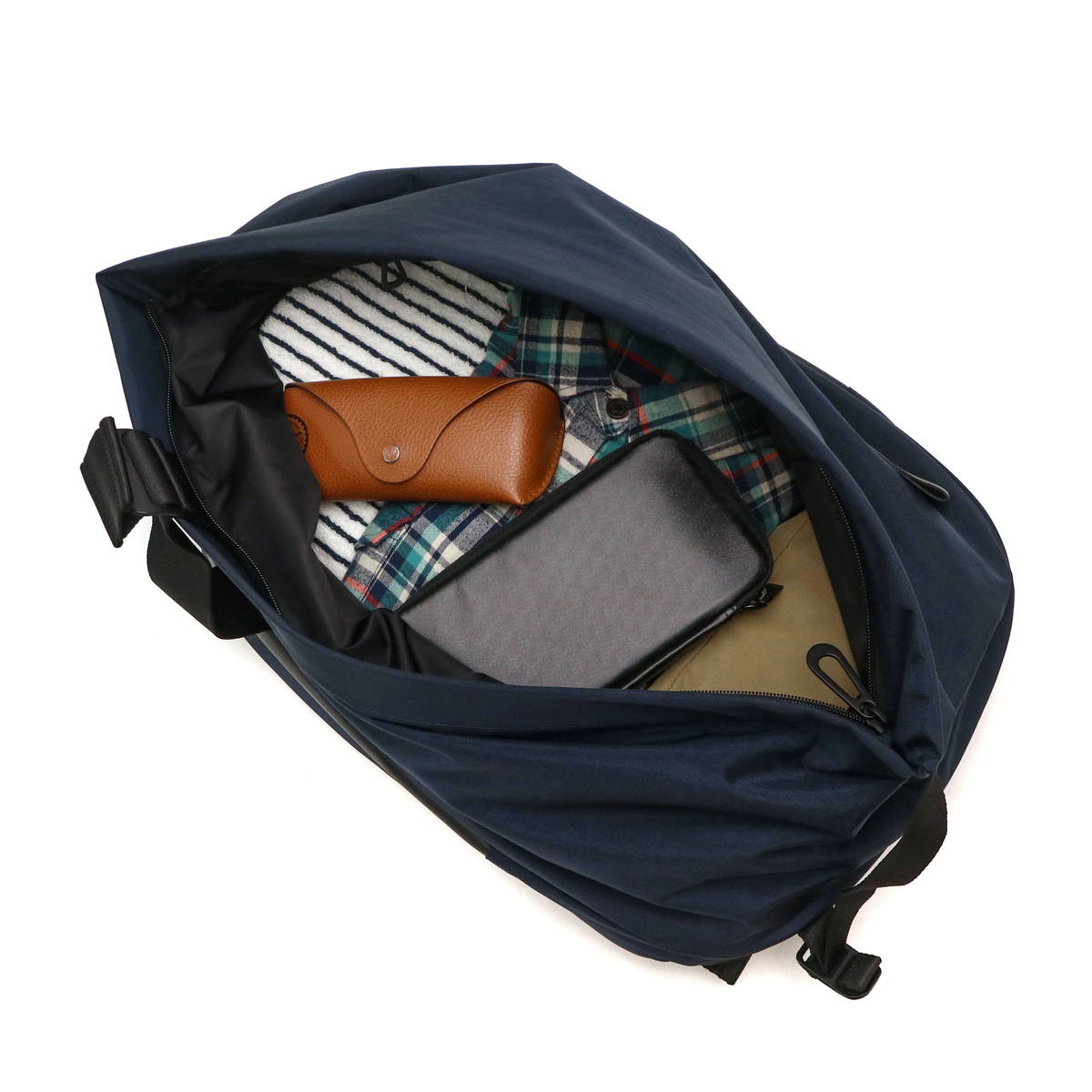 日本正規品】Cote&Ciel コートエシエル Frost ISAR M バック