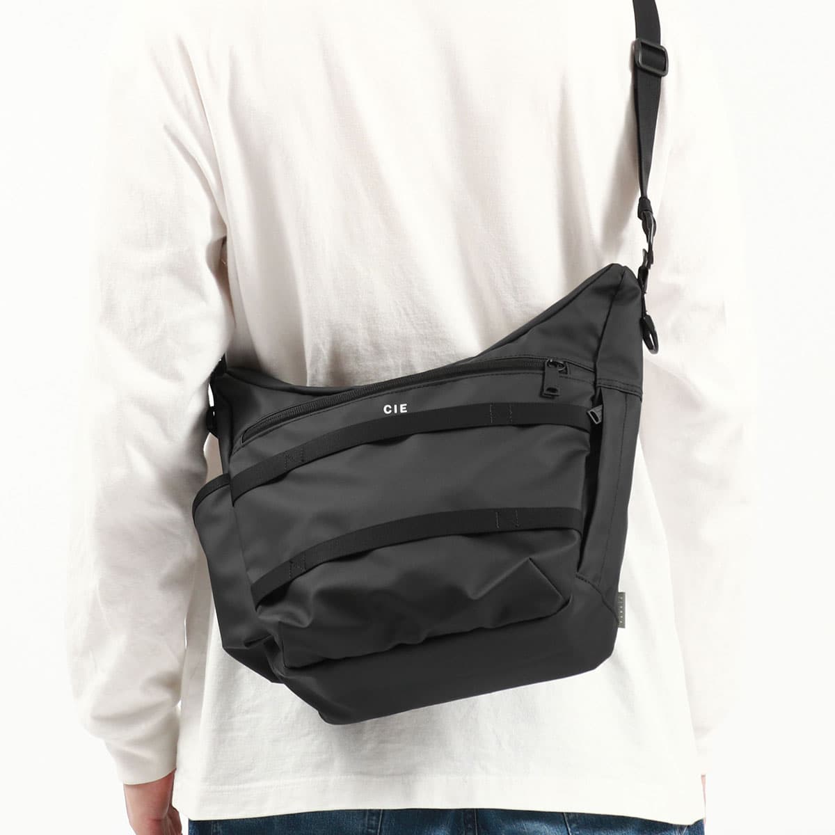CIE シー GRID3 SHOULDER04 S size ショルダーバッグ 5L 32066｜【正規