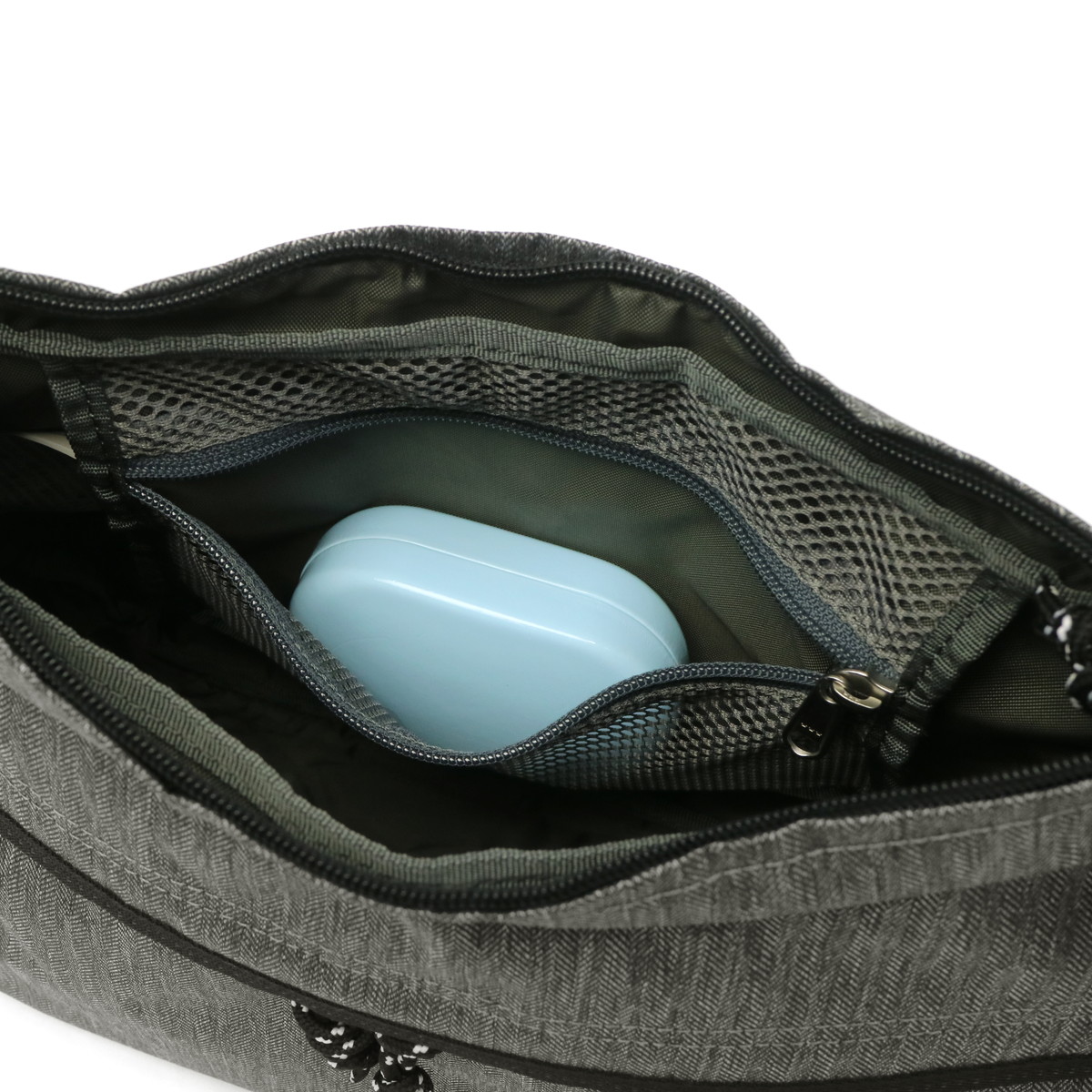 Coleman コールマン WALKER ウォーカー バナナショルダー 7L ショルダーバッグ|【正規販売店】カバン・小物の専門店のギャレリアモール Coleman コールマン WALKER ウォーカー バナナショルダー 7L ショルダーバッグ|【正規販売店】カバン・小物の専門店のギャレリアモール