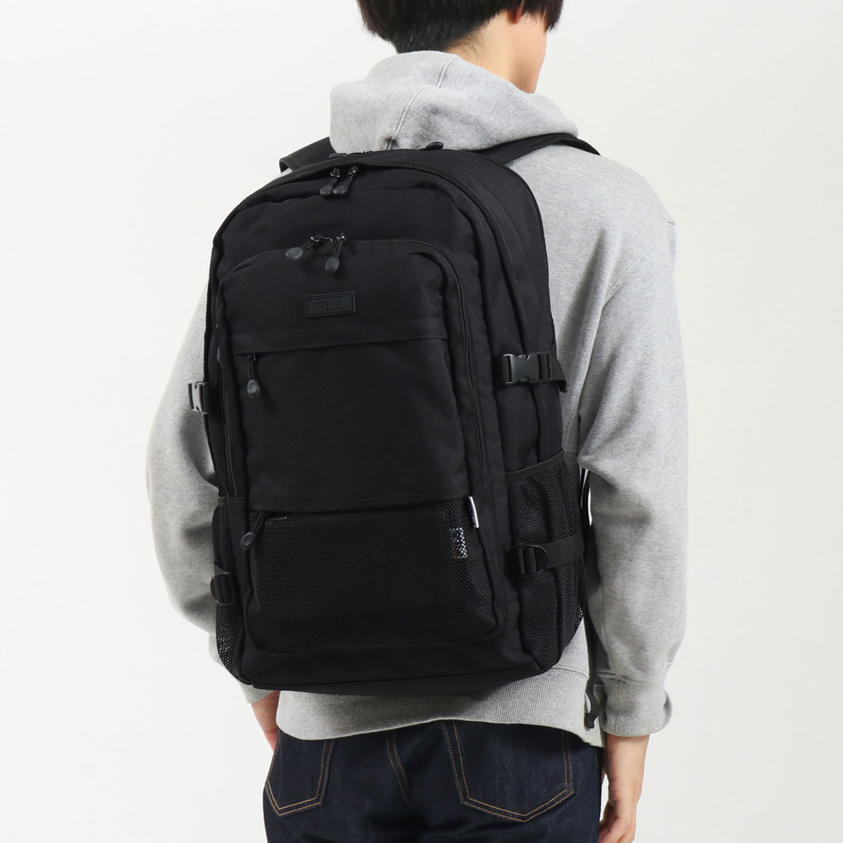 Seventeen掲載 FILA フィラ プレジオ デイパック 35L 7748｜【正規販売 