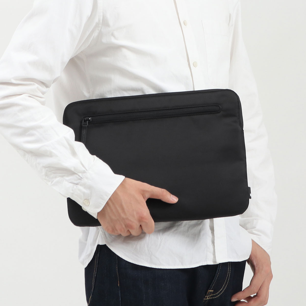 日本正規品】incase インケース Compact Sleeve in Flight Nylon for 