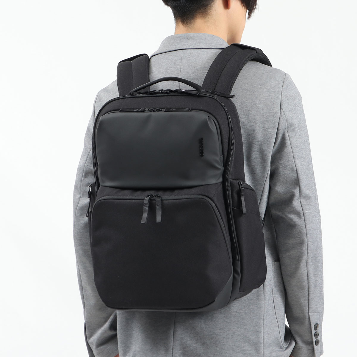 incase A.R.C. Commuter Pack (Grey)