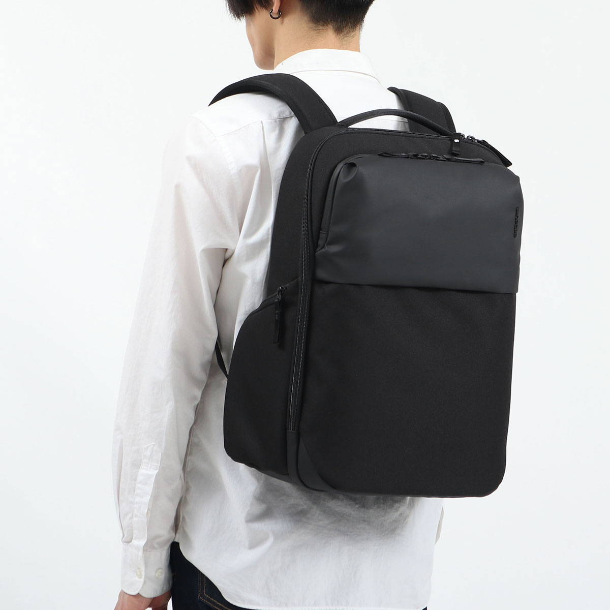 日本正規品】incase インケース A.R.C. Daypack 20.9L リュック ...