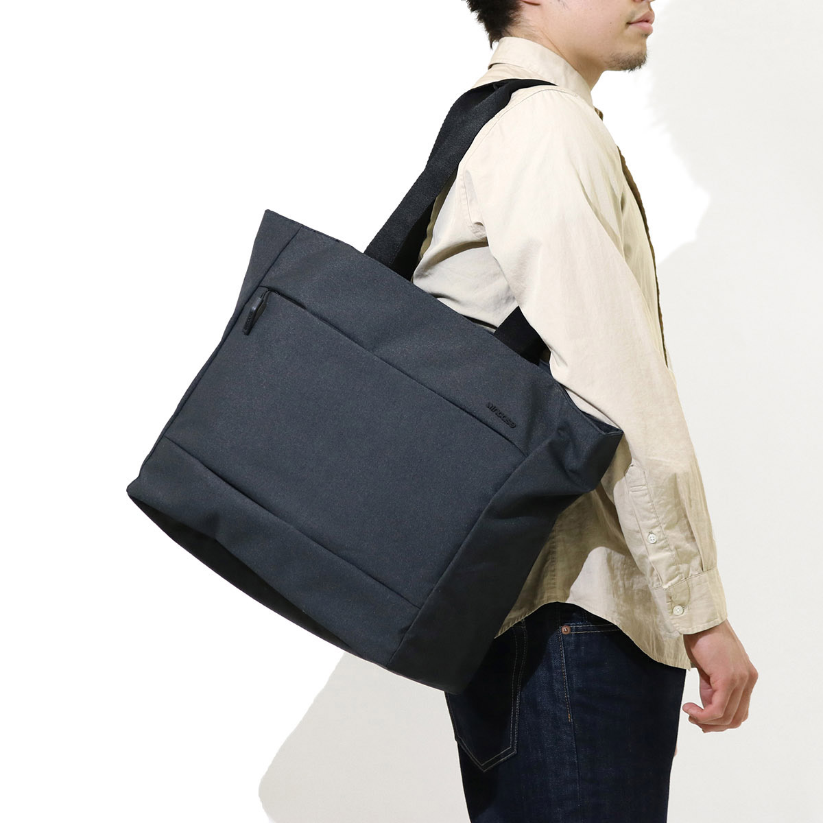 【日本正規品】インケース トートバッグ Incase バック リュックサック City Market Tote 15インチ シティ マーケットトート PC収納 ラップトップ メンズ レディース 通勤 通学 37171006 37171028 37173087