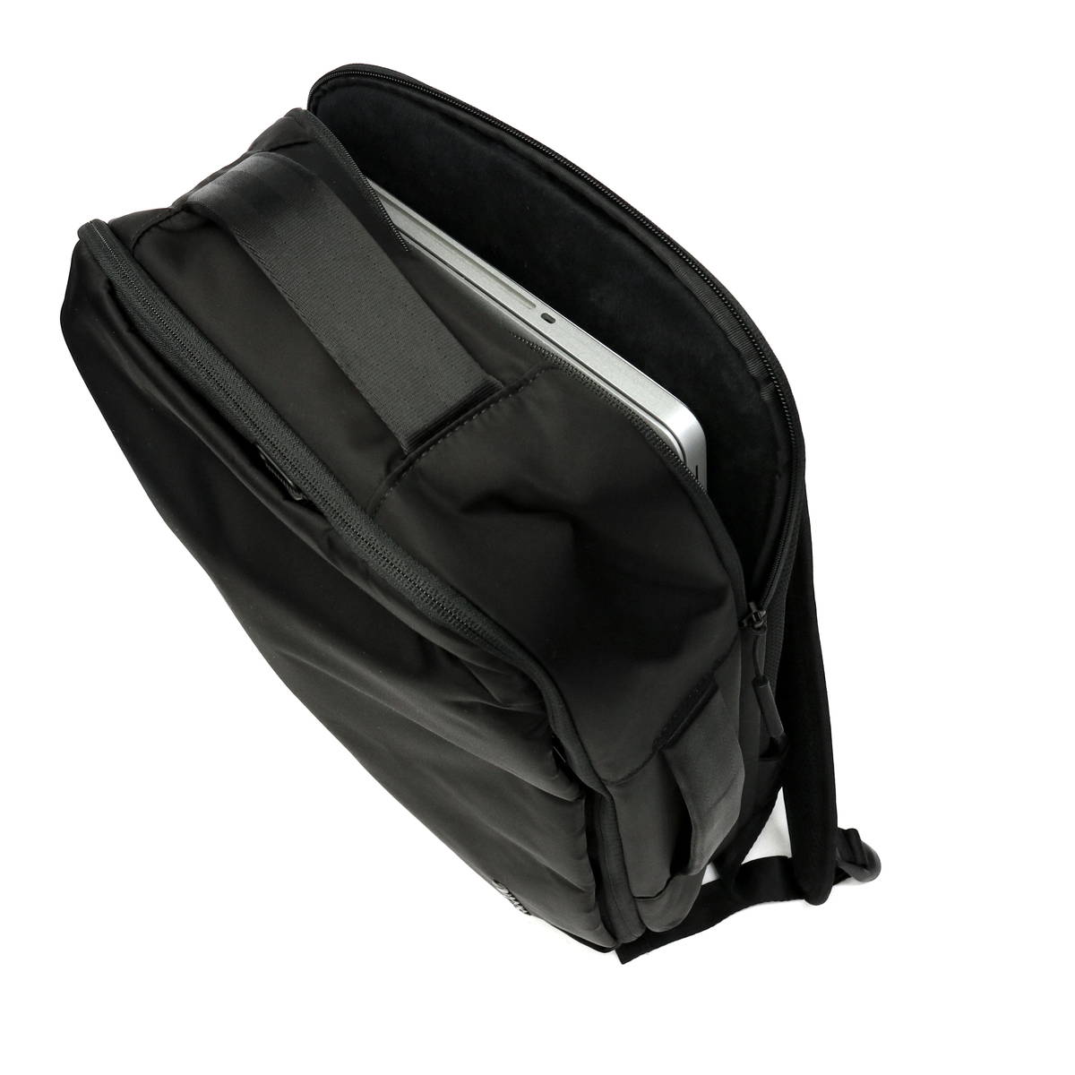 【日本正規品】incase インケース VIA Backpack Lite with Flight Nylon ブラック