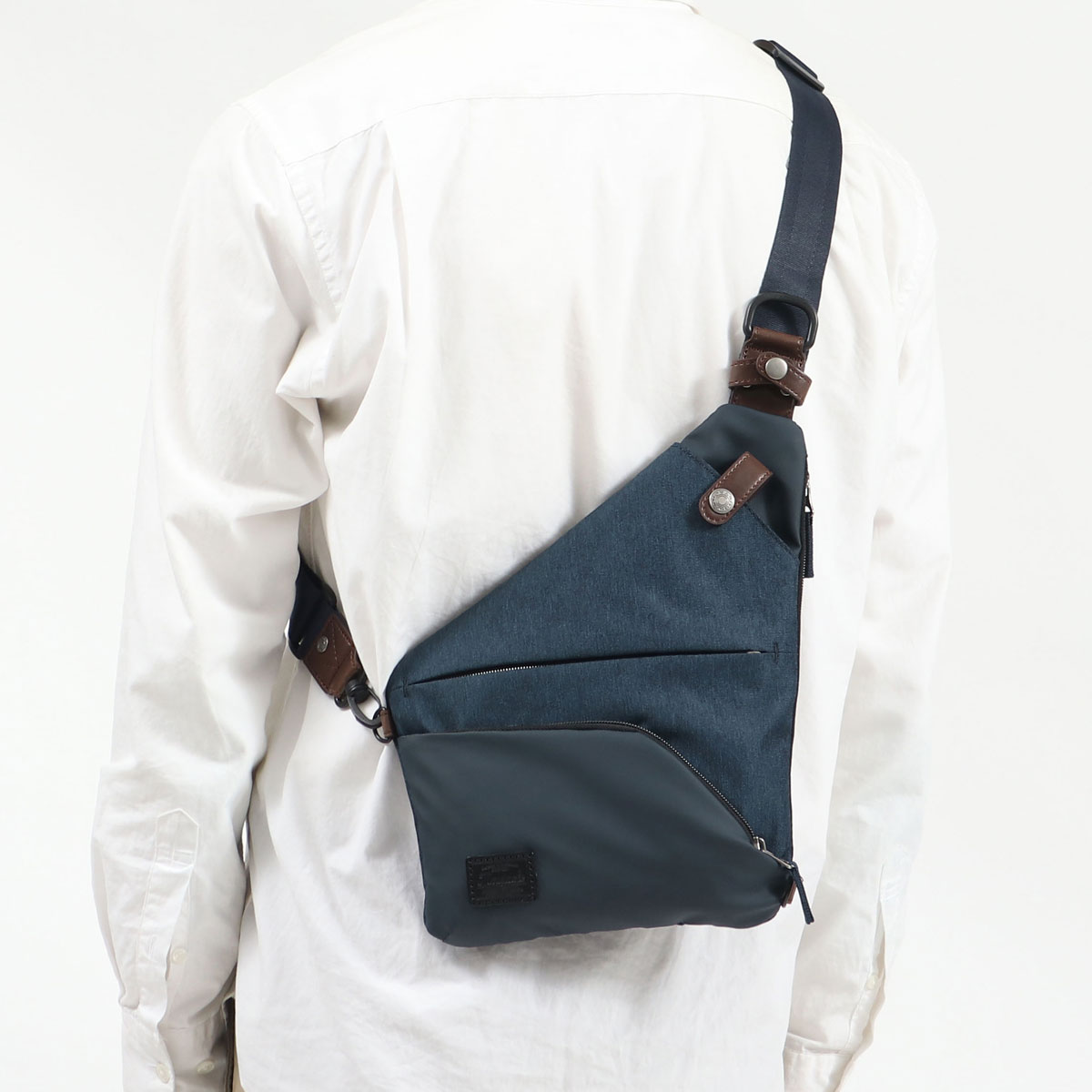 MOUSTACHE ムスタッシュ ボディバッグ JUO-4785｜【正規販売店】カバン