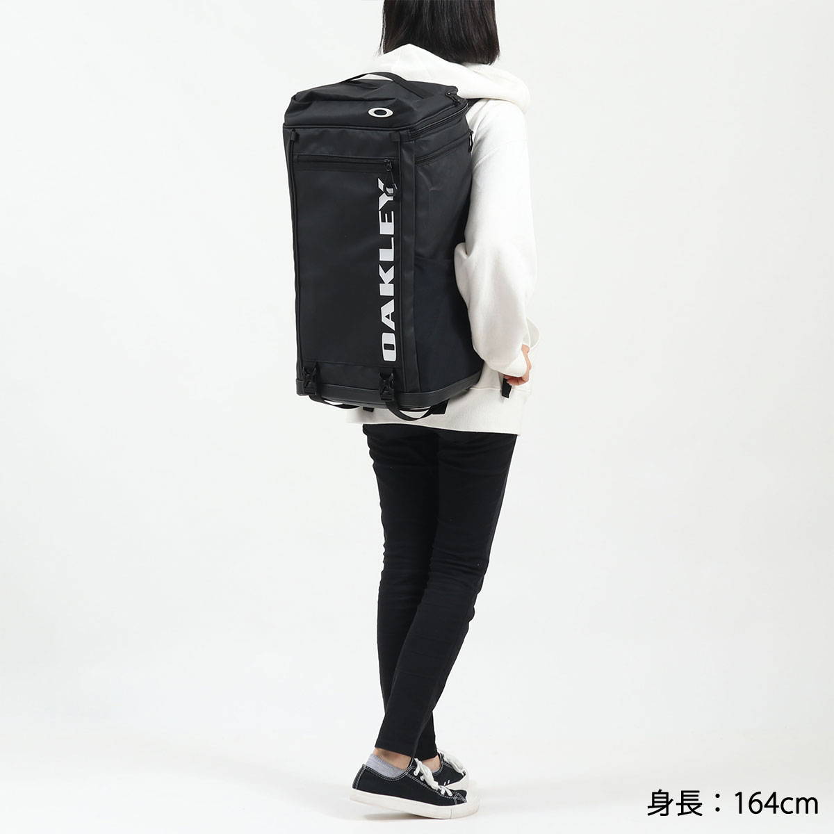 OAKLEY オークリー ESSENTIAL SQUARE PACK XL 5.0 リュックサック 40L 