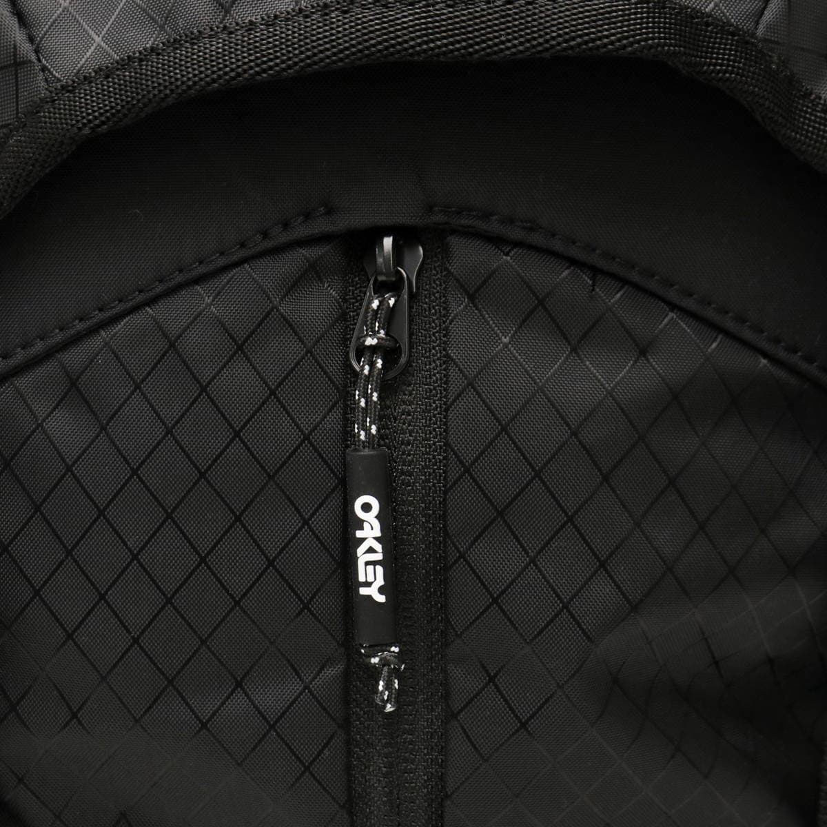 OAKLEY オークリー Voyager Backpack バックパック 26L