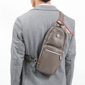 日本正規品】Orobianco オロビアンコ MUCCA ボディバッグ 92472
