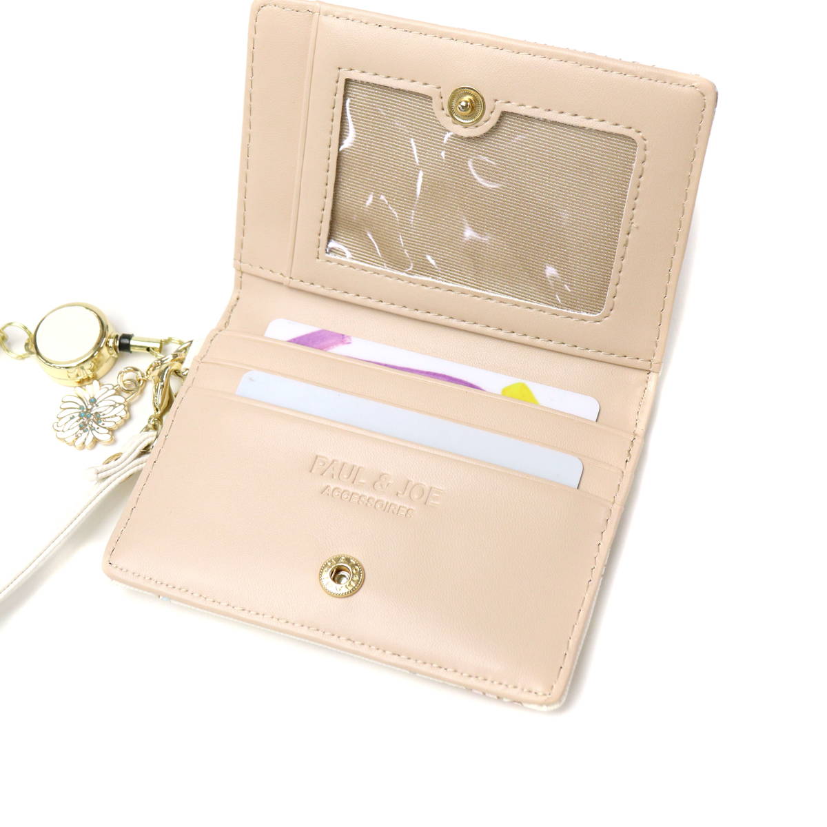 PAUL&JOE ACCESSOIRES ポールアンドジョー アクセソワ クリザンテームプリント パスケース PJA-W245|【正規販売店】カバン・小物の専門店のギャレリアモール PAUL&JOE ACCESSOIRES ポールアンドジョー アクセソワ クリザンテームプリント パスケース PJA-W245|【正規販売店】カバン・小物の専門店のギャレリアモール