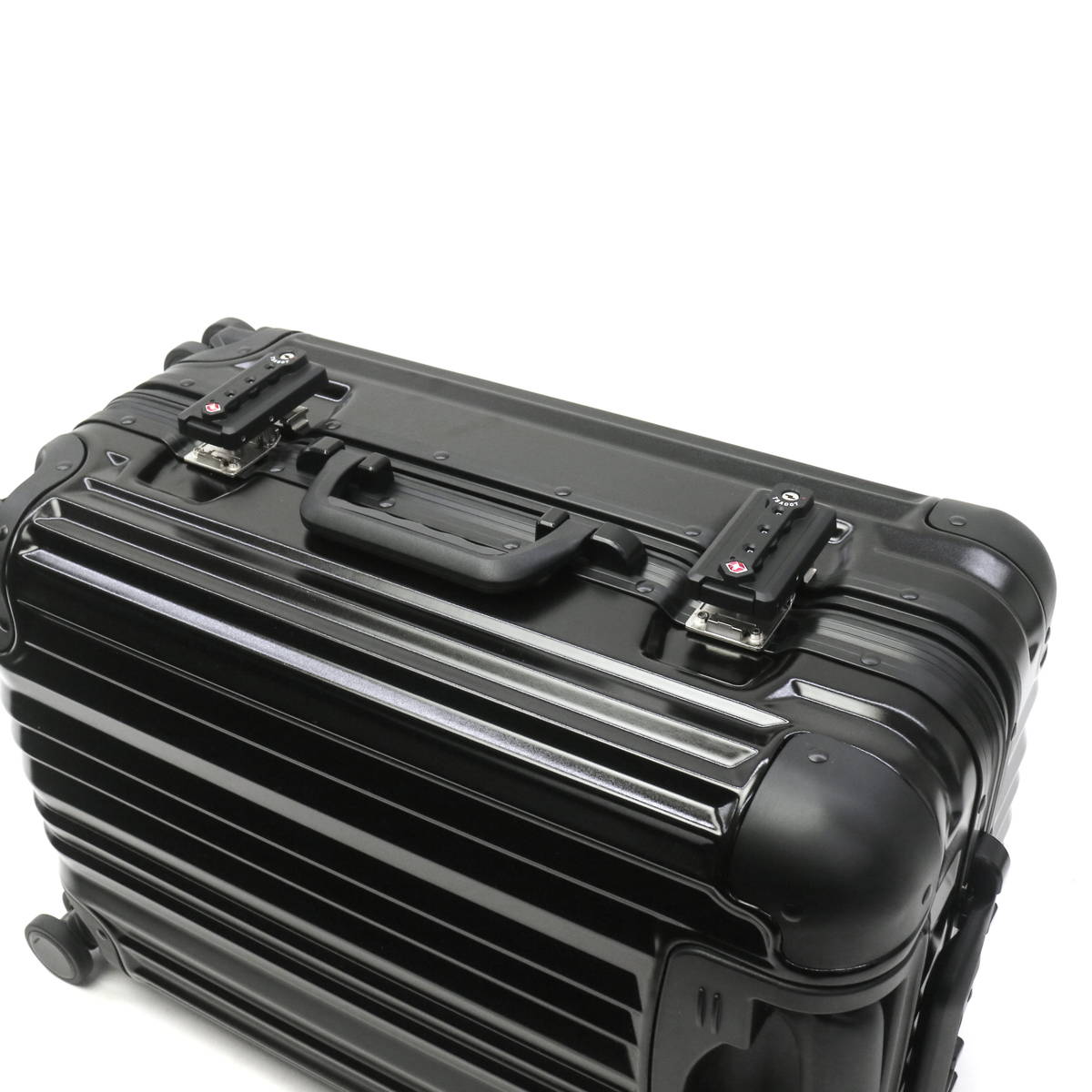 セール20％OFF】RICARDO リカルド Aileron Vault 20-inch Spinner Suitcase スーツケース 40L AIV -20-4WB｜【正規販売店】カバン・小物の専門店のギャレリアモール