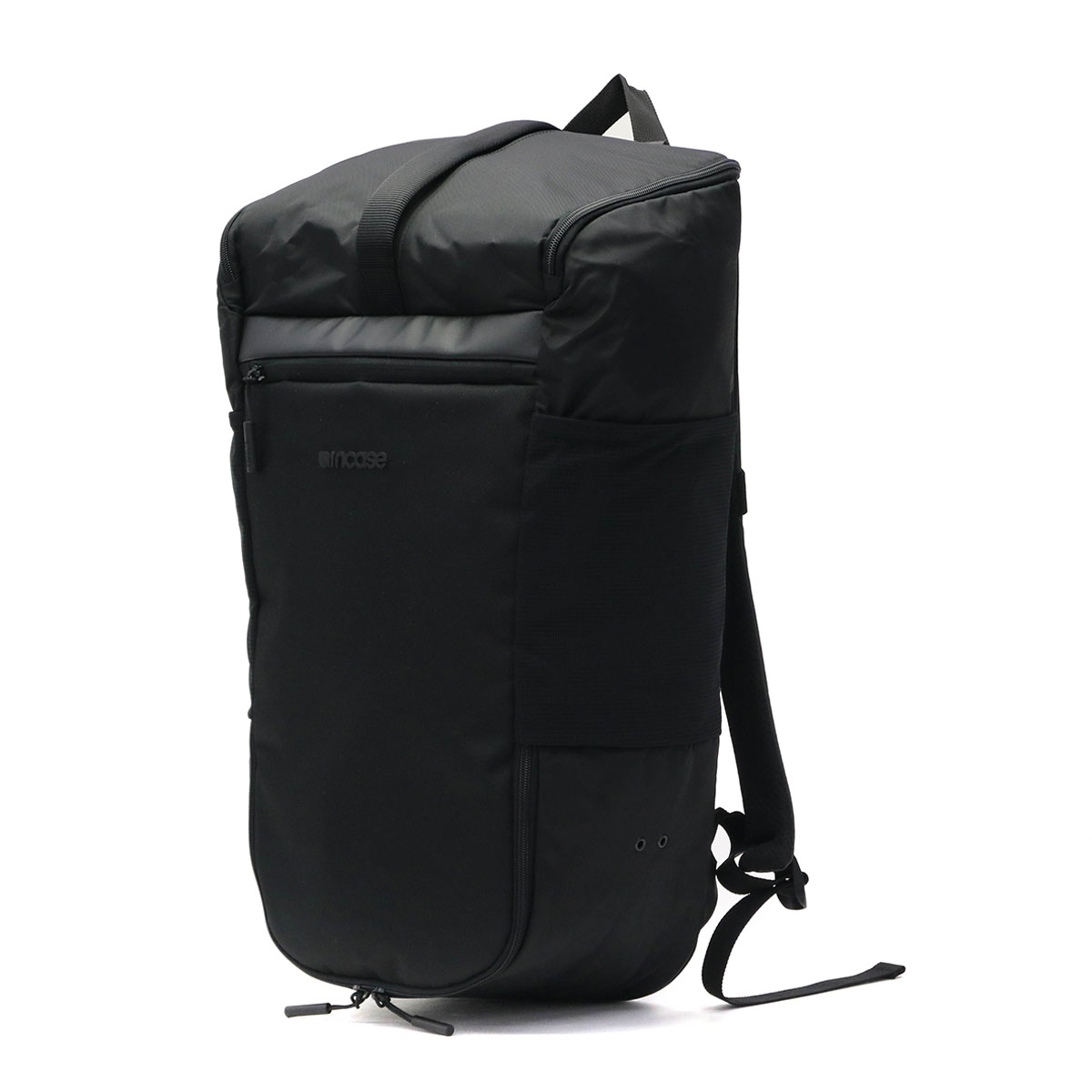 【日本正規品】インケース リュック Incase バッグ バックパック リュックサック Sport Field Bag Lite メンズ レディース  大容量 ジムバッグ スポーツ 旅行 トラベル 37173010