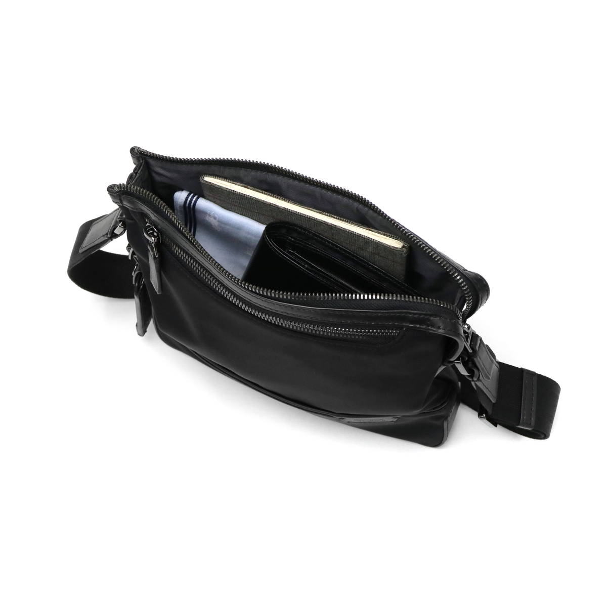 セール25%OFF】【正規品5年保証】 TUMI トゥミ HARRISON 「ショーニー