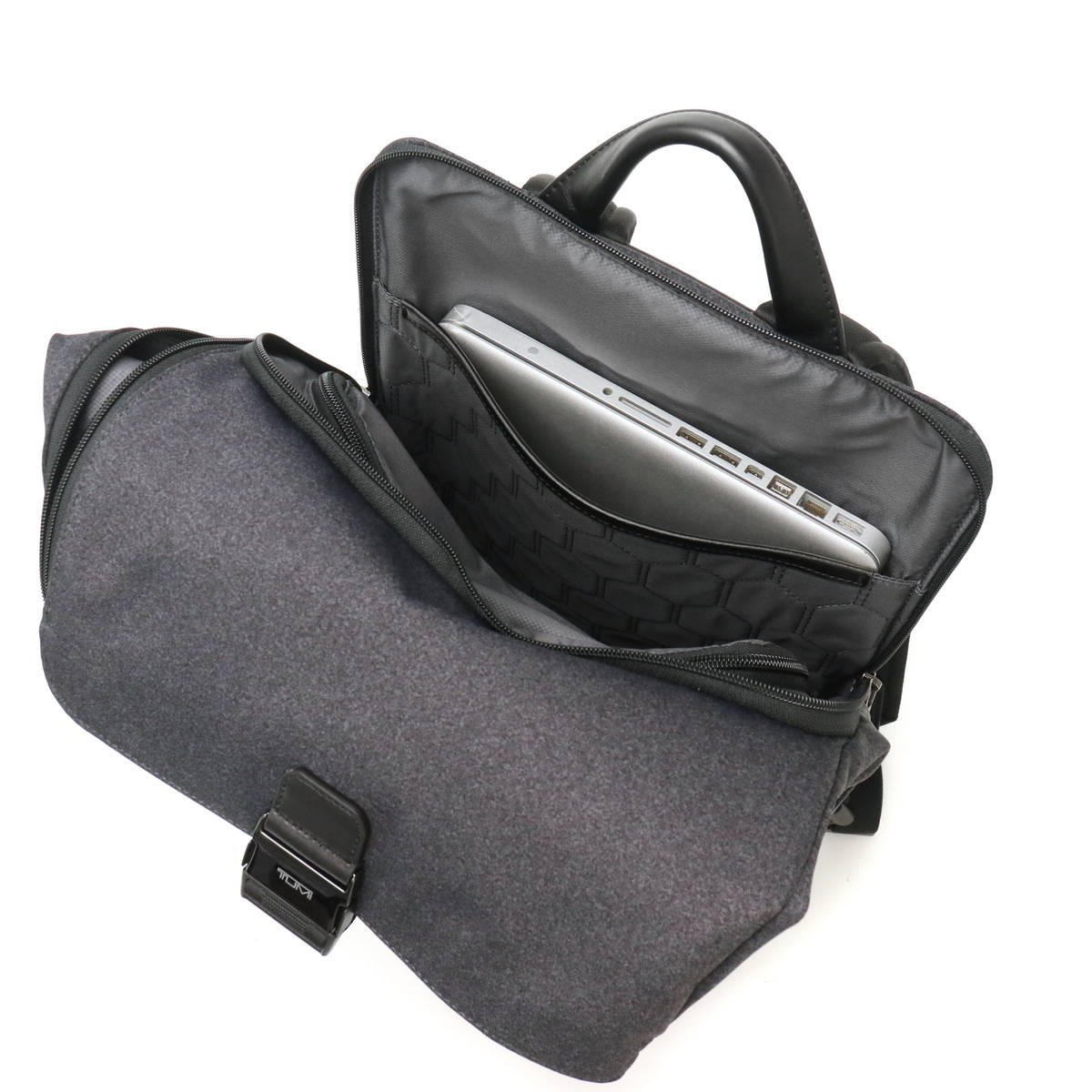 セール25%OFF】【正規品5年保証】 TUMI トゥミ HARRISON セール25%OFF】【正規品5年保証】 TUMI トゥミ HARRISON