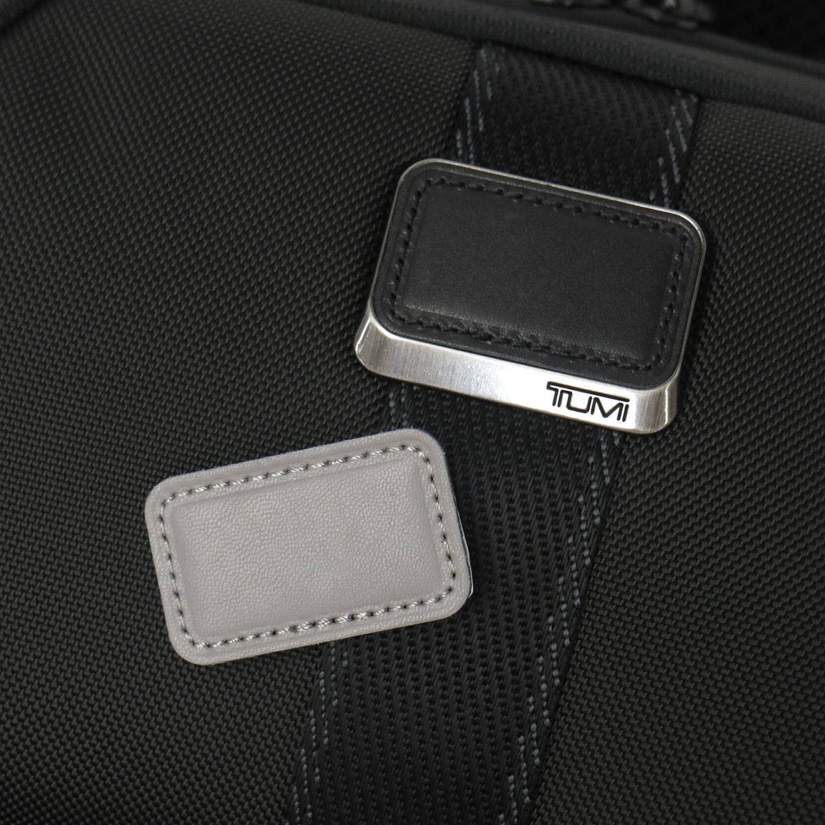 最安値に挑戦 TUMI レザーパッチ 5.7×3.5センチ renaissanceproperty.ie