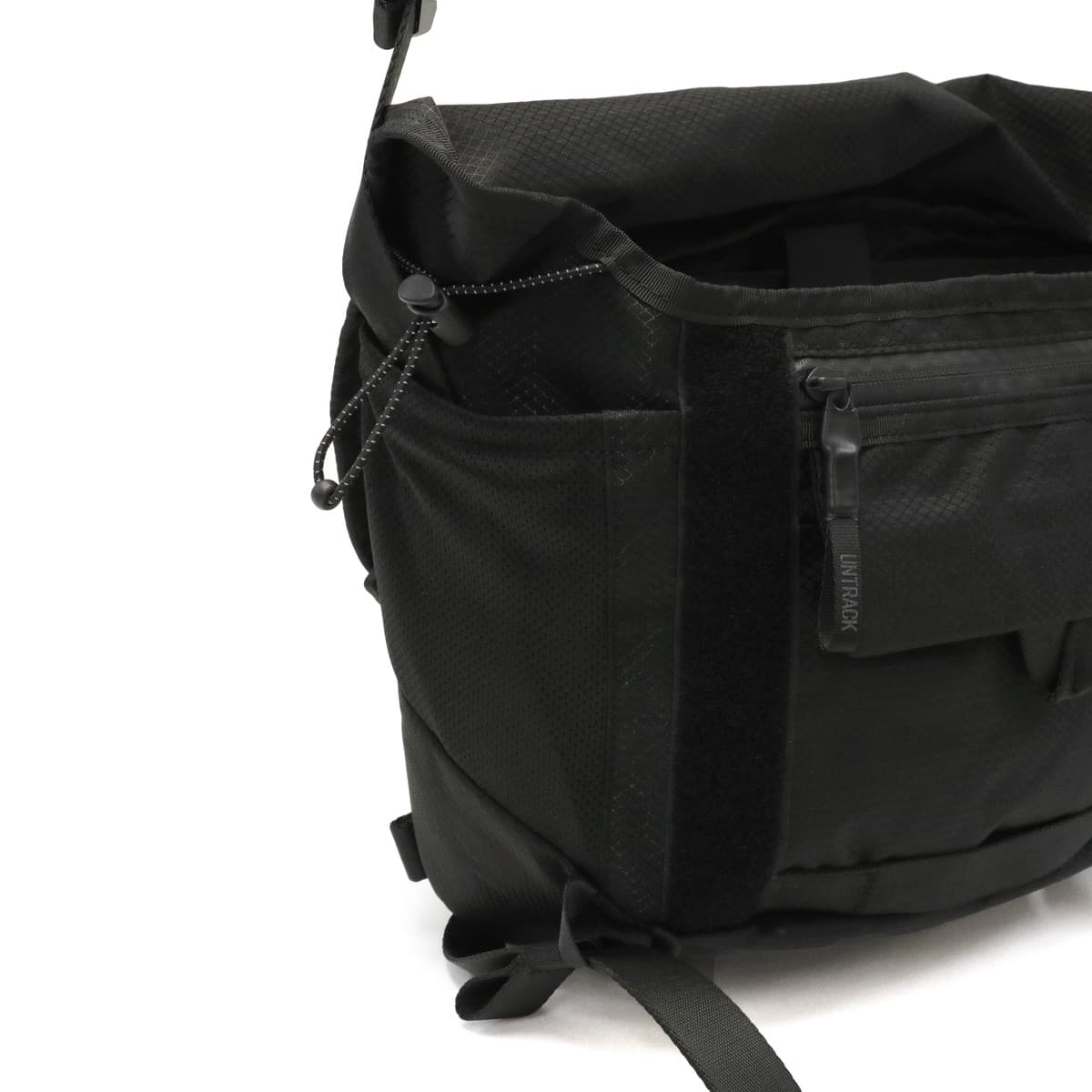 本日限定価格UNTRACK アントラックショルダーバッグ メッセンジャーバッグ