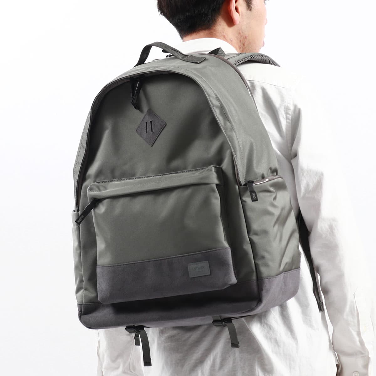 美品✨ UNTRACK アントラック アウトドア デイパック リュック M UNTRACK アントラック OUTDOOR/CE Day-Pack M リュック 60059