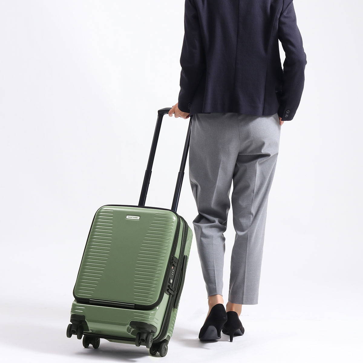 World Traveler ワールドトラベラー プリマス スーツケース 27L 35L 06701
