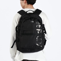 【正規取扱店】NEW ERA ニューエラ キャリアパック 35L ライトウェイト プリントロゴ リュック 35L