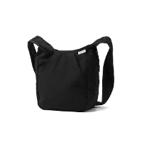 �y���{���K�i�zBRIEFING �u���[�t�B���O COURIER HOBO BAG TALL S �V�����_�[�o�b�O BRA261L12