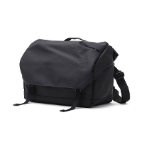 �y���K�i1�N�ۏ؁z MONOLITH ���m���X PRO ���b�Z���W���[�o�b�O 20L PR-4099