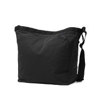 �y���K�i1�N�ۏ؁z MONOLITH ���m���X SHOULDER STANDARD NEUTRAL M �V�����_�[�o�b�O 19L SD-4123